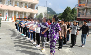 保山市腾冲县猴桥镇民族中学