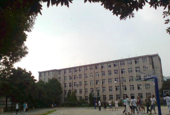 咸宁崇阳龙阳高级中学