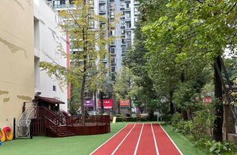 都江堰市商业局幼儿园