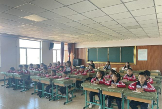 法库县冯贝堡乡初级中学