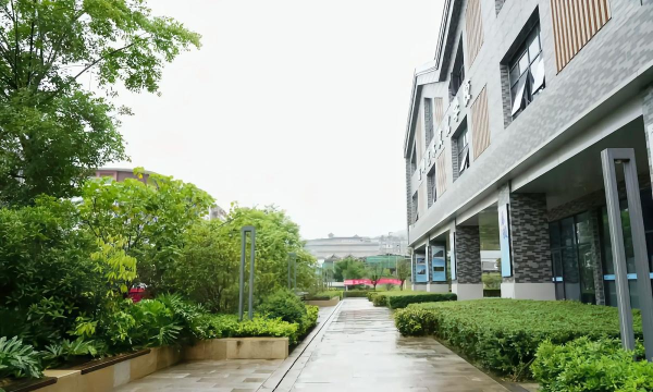 成都市青羊区学大教育培训学校有限公司