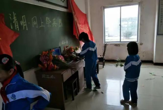 龙门镇第二小学