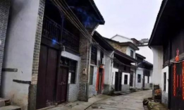 平江县浯口镇博才艺术培训学校有限公司