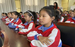 郾城区城关镇伊坪小学