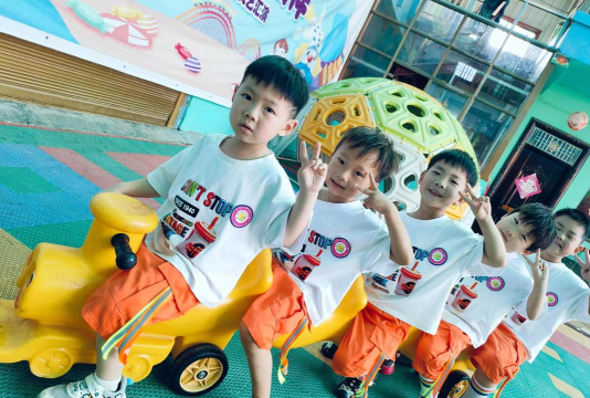 苍溪县陵江镇明珠幼儿园