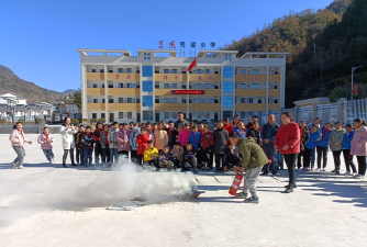 万峪东风希望小学(房县万峪河乡中心小学)