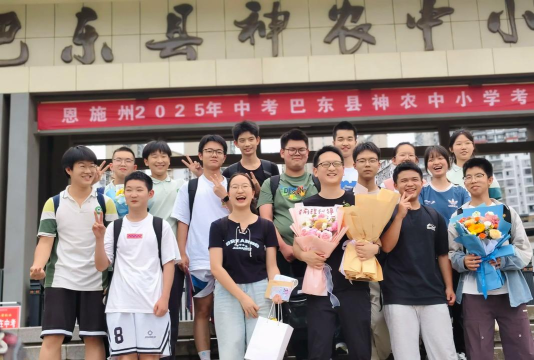 仁寿县农旺乡齐加初级中学