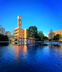 巴州区第八中学