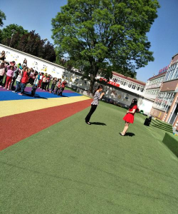 滕州市姜屯镇北侯庄村幼儿园