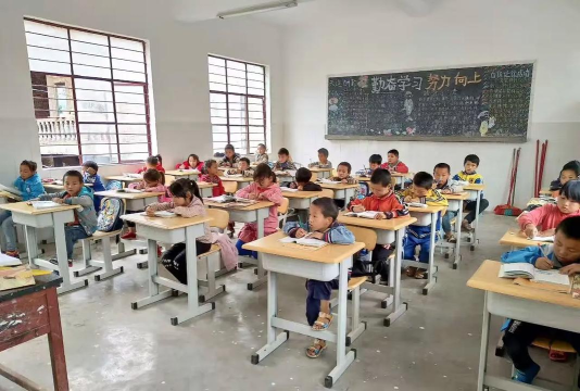 苍溪县陵江镇第八小学