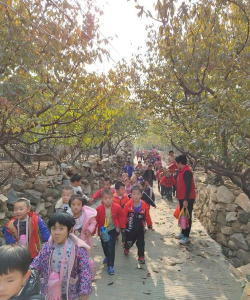 新泰市天宝镇上官庄村幼儿园