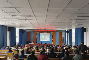 余井镇中心学校