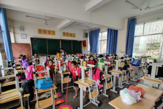 勐满中心小学