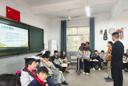 黄土镇马村小学