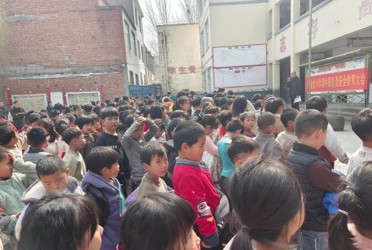 塔水镇油房村小学