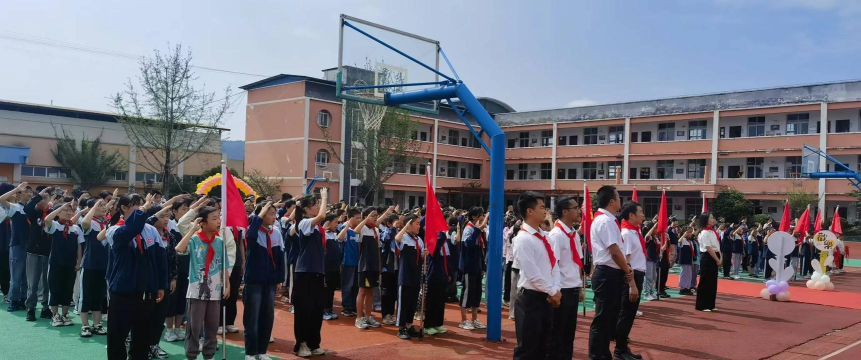 剑阁县杨村小学校