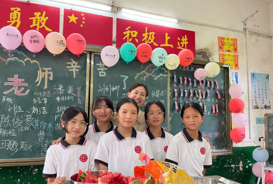 余干县禾斛岭初中