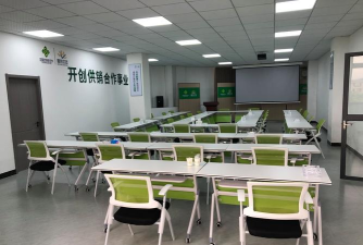 长沙市天心区楚鸽培训中心有限公司