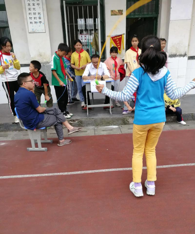 广安区代市镇小学校