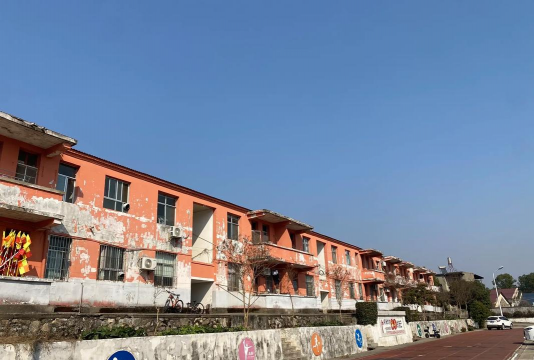 登封市大冶镇第四初中