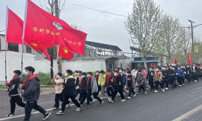 登封市白坪乡初中