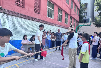 岳池县天平镇八村私立小学班