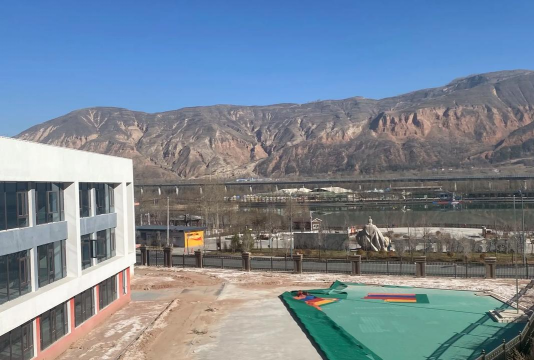 龙口市龙丰集团小区幼儿园