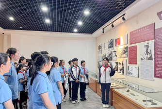 安定区高峰中心小学