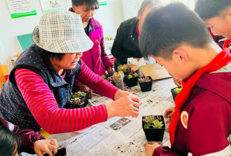 威宁县草海镇下坝小学