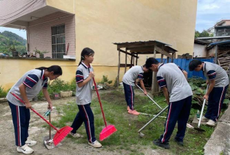 桂圩镇罗顺初级中学