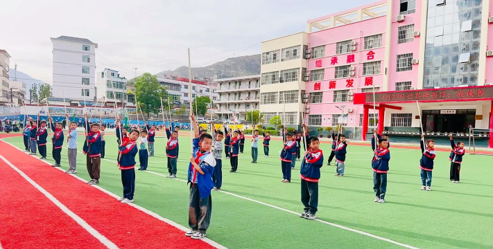 临夏市南龙镇南川小学