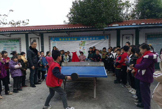 綦江县郭扶镇骑龙初级中学