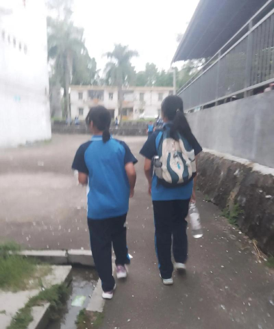 英德市英东中学