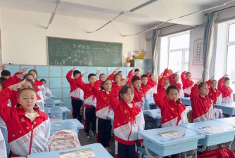 巴彦镇兆麟小学