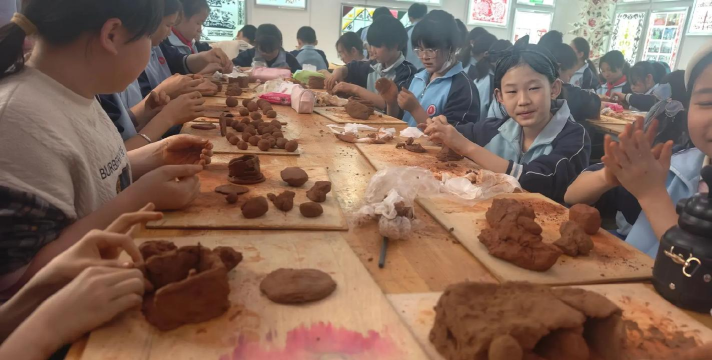 德惠市第三小学