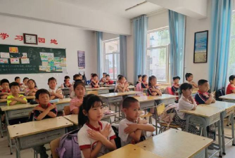 敖汉旗四道湾子第一小学