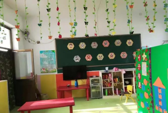 藁城市兴安镇冯村小学