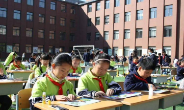 白塔区实验小学