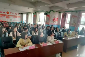 白塔区工农小学