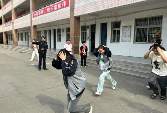 赤壁市赤马港办事处黄龙中学