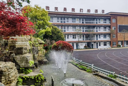 太原市尖草坪区新城街道办事处新城中心校