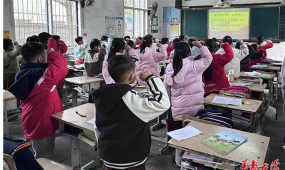 洞口县江口镇中心小学