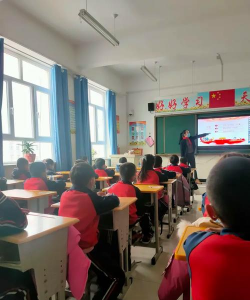 萨尔托海乡牧业寄宿学校中学部