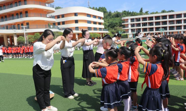 广州市天河区东城小学