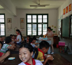 谢林港中心小学