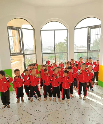 英德市石灰铺镇幼儿园