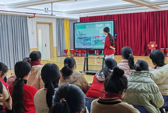 揭阳市榕城区西马培英幼儿园