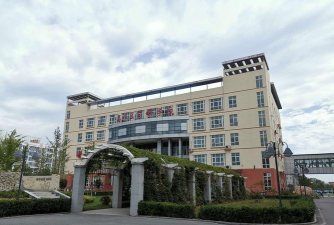 北京昌平区前锋学校