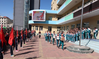 文峰区西营小学