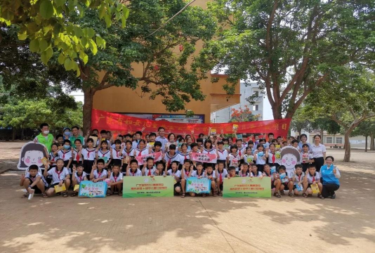 遂溪县遂城镇铺塘小学